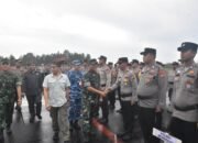 Sinergitas Danrem dan Kapolda bersama Gubernur Riau Laksanakan Apel Kesiapsiagaan Penanganan Karhutla di Riau