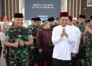 Tausiyah bersama Keluarga Besar Korem 031/Wira Bima, UAS Sampaikan Pesan Religi dalam Bingkai Kebhinekaan di Pagi Jumat Penuh Berkah