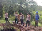 Kapolres Bengkalis Tinjau Embung dan Kanal Bloking, Tegaskan Kesiapsiagaan Hadapi Karhutla