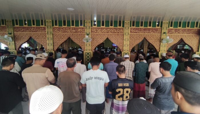 Wujud Komitmen Pembinaan Kerohanian Bagi Warga Binaan, Lapas Pekanbaru Gelar Sholat Jumat Berjamaah