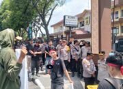 Unjuk Rasa LSM AMATIR Di depan Polresta Pekanbaru, MA dan SL Harus Ditahan dan Cabut Putusan Rehabilitasi Terkait Kasus Penangkapan Narkoba di Baliview Pekanbaru
